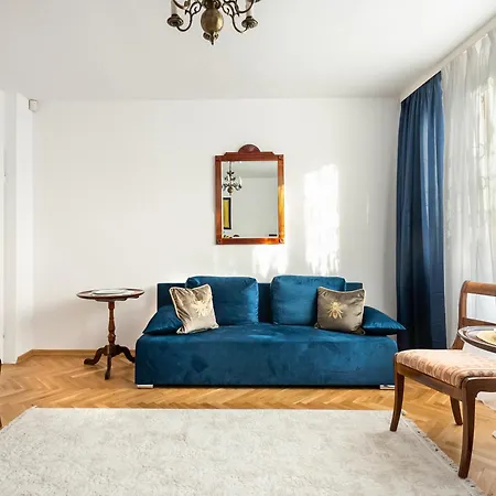 Metro Zacisze Fausta House With Garden By Bookinghost Apartment