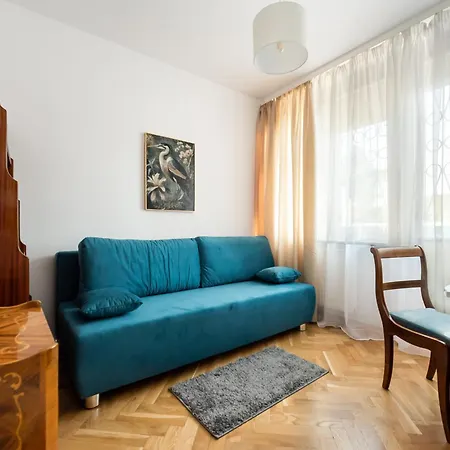 Metro Zacisze Fausta House With Garden By Bookinghost *